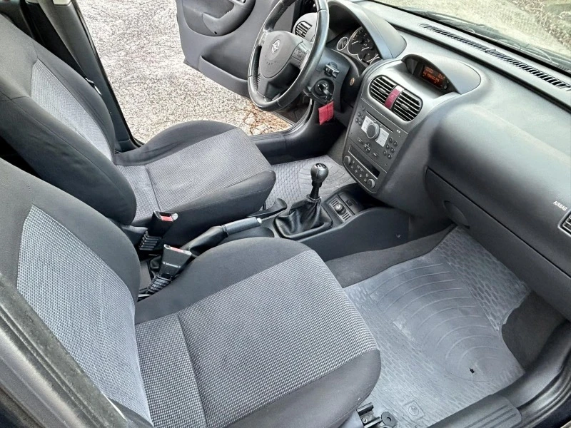 Opel Corsa 1.2i 16V, снимка 8 - Автомобили и джипове - 52696162
