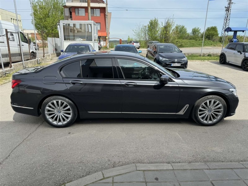 BMW 740 d xDrive Sedan, снимка 9 - Автомобили и джипове - 45175303