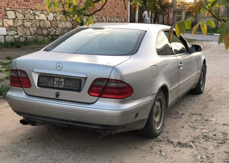 Mercedes-Benz CLK 2.0 136к.с., снимка 1 - Автомобили и джипове - 45902338