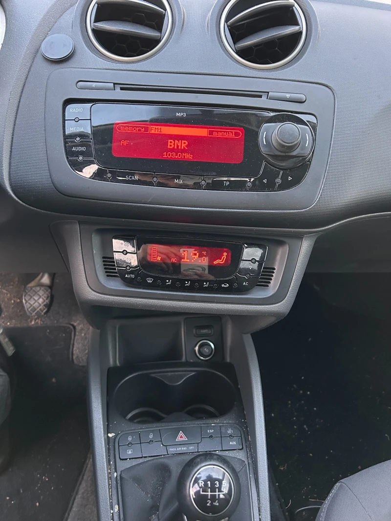 Seat Ibiza 1.2TDI EURO 5, снимка 12 - Автомобили и джипове - 48070662