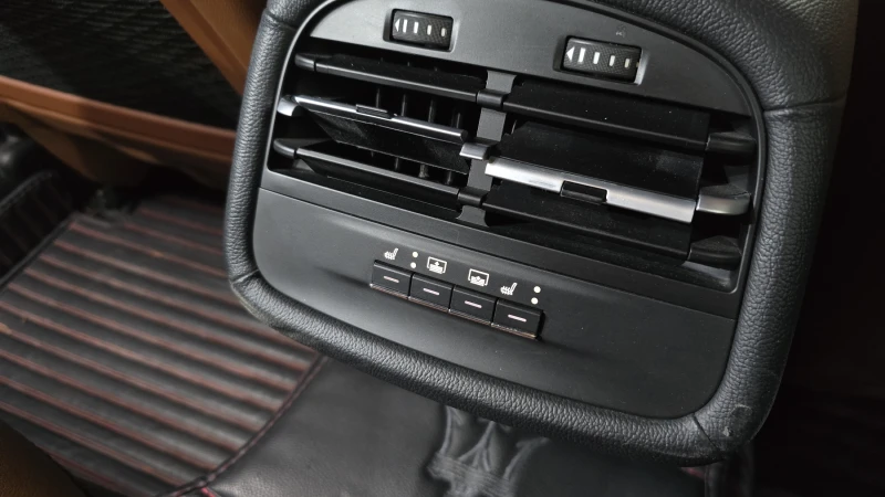 Maserati Ghibli 3.0, снимка 17 - Автомобили и джипове - 52447873