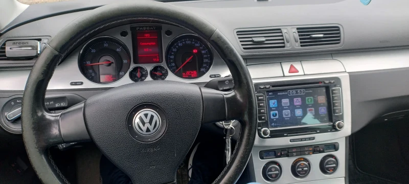 VW Passat, снимка 2 - Автомобили и джипове - 53182071