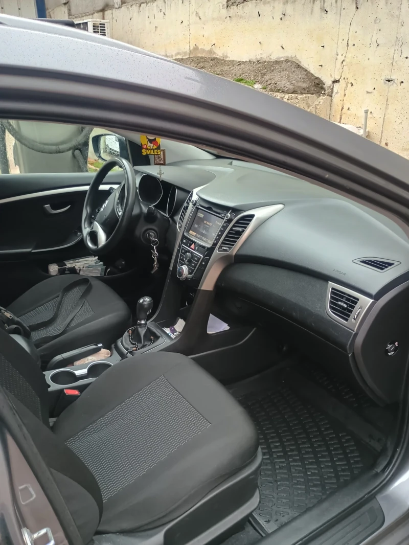 Hyundai I30 1.4 Diesel, снимка 6 - Автомобили и джипове - 53590760