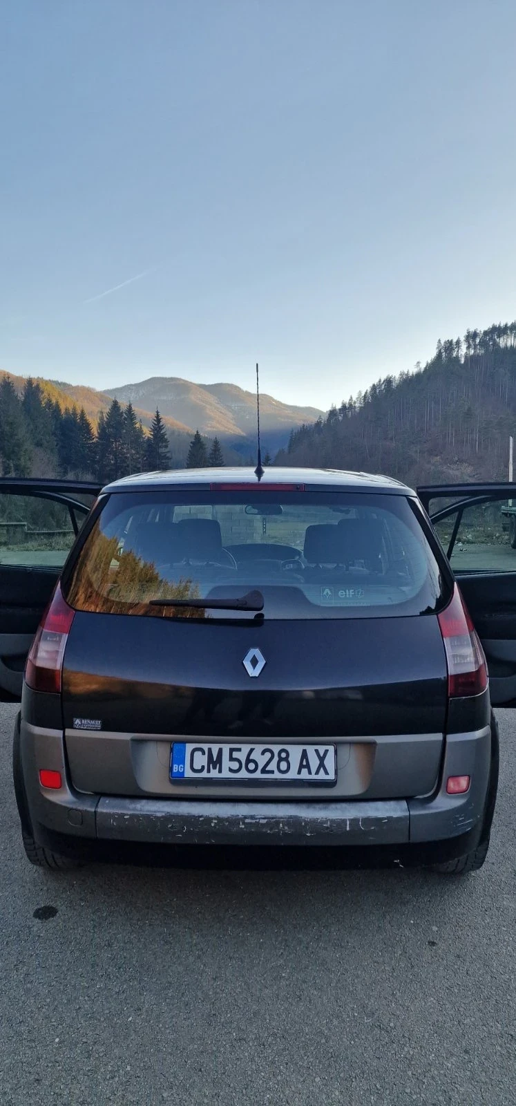 Renault Scenic, снимка 2 - Автомобили и джипове - 48650605