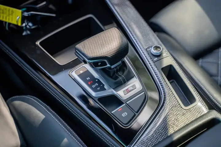 Audi S5 Progressiv| BlkOptics| Pano| BSM| MAСАЖИ| Carplay, снимка 13 - Автомобили и джипове - 55173238