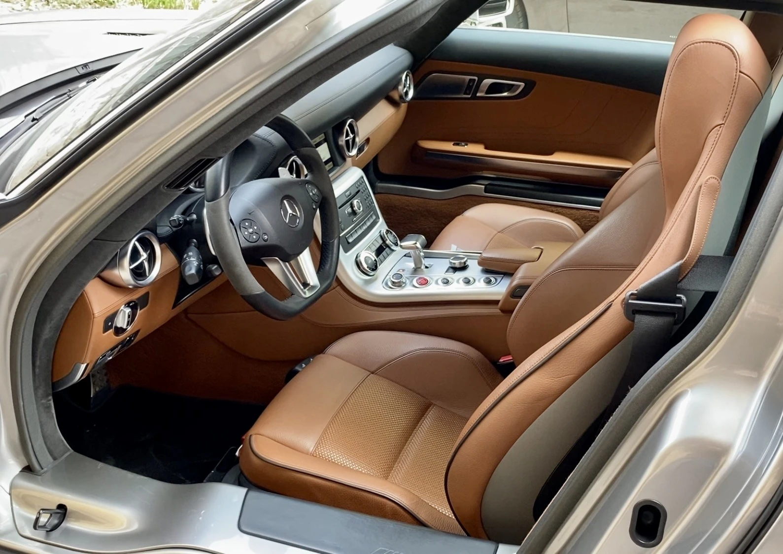 Mercedes-Benz SLS AMG | Mobile.bg   15