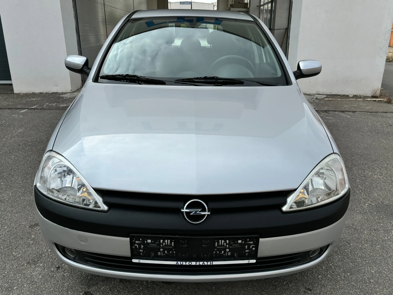 Opel Corsa 1.4i Автоматик* Климатик* 124000км - изображение 8