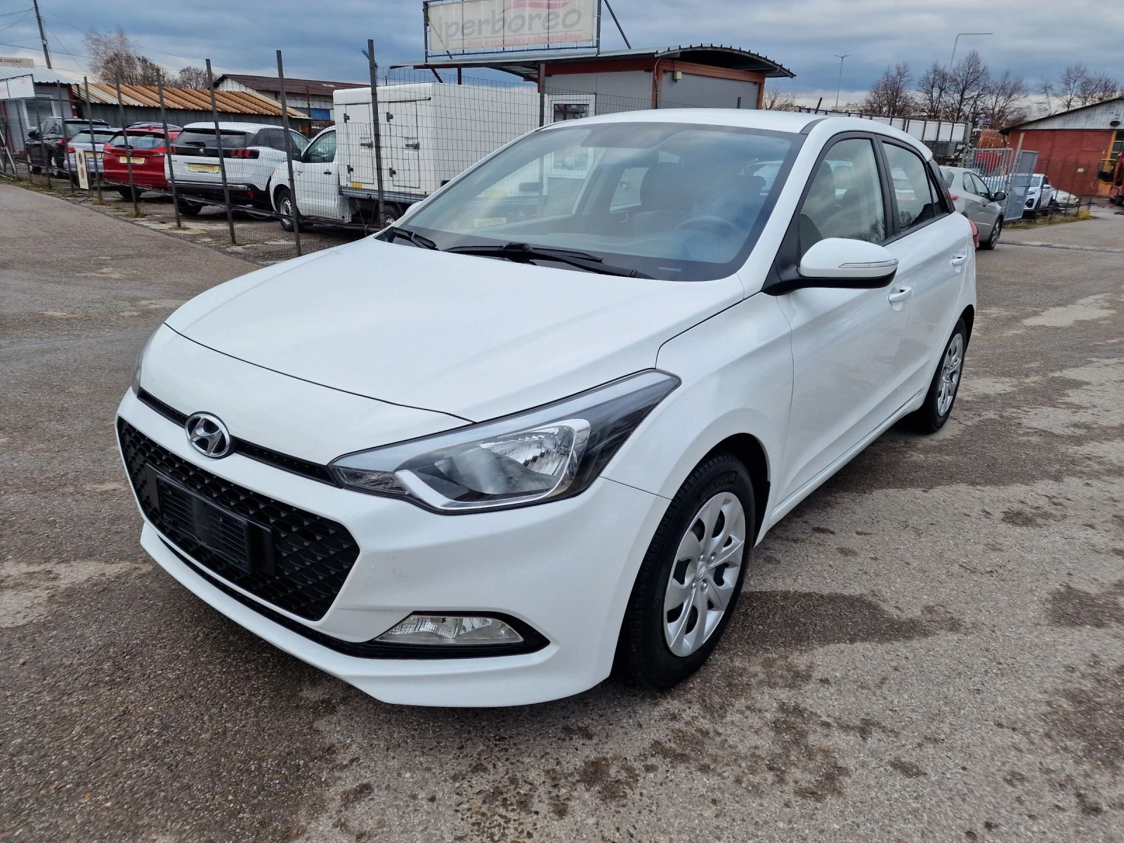 Hyundai I20 1.2i GPL 147000км! - изображение 3