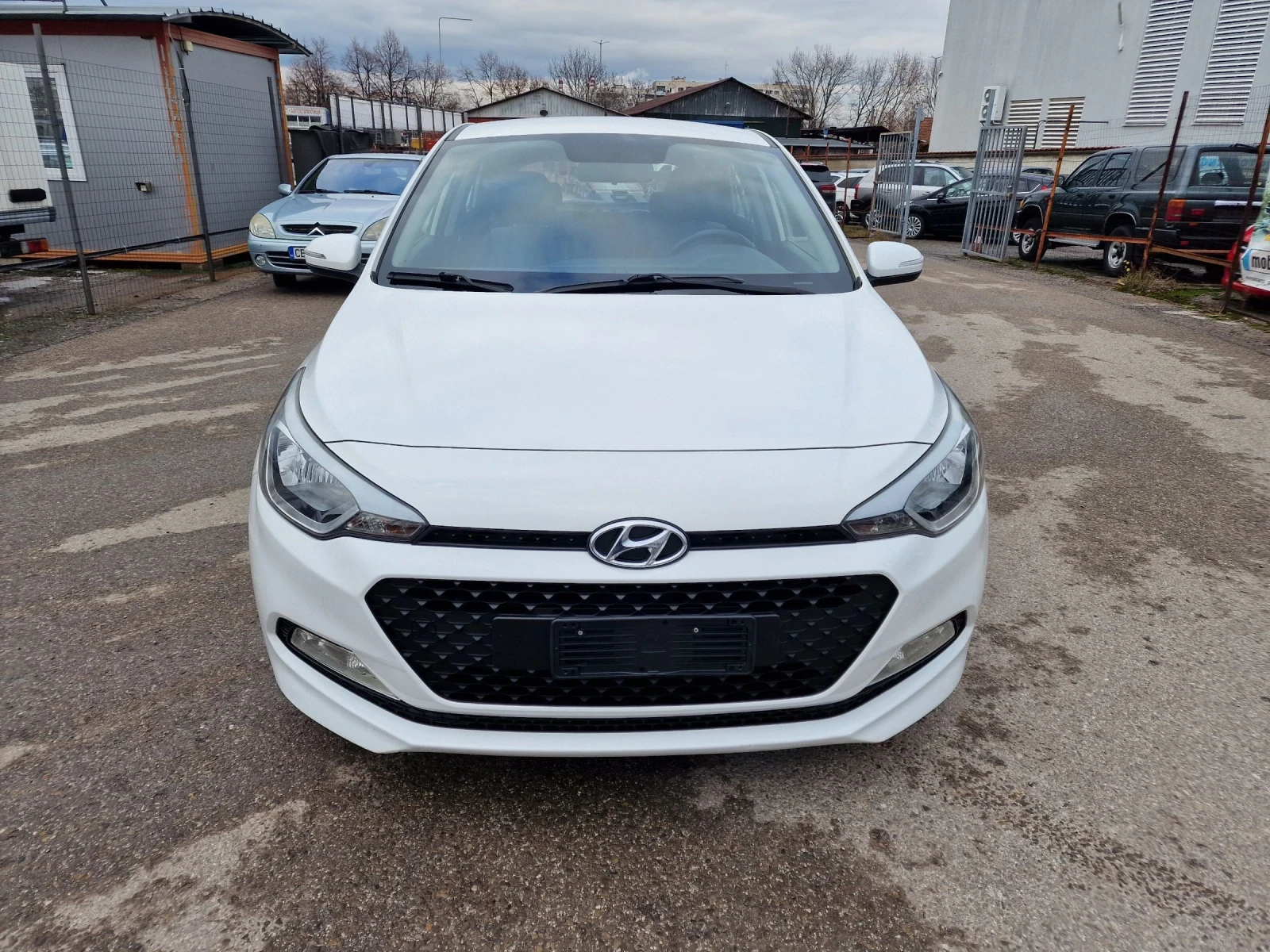 Hyundai I20 1.2i GPL 147000км! - изображение 2