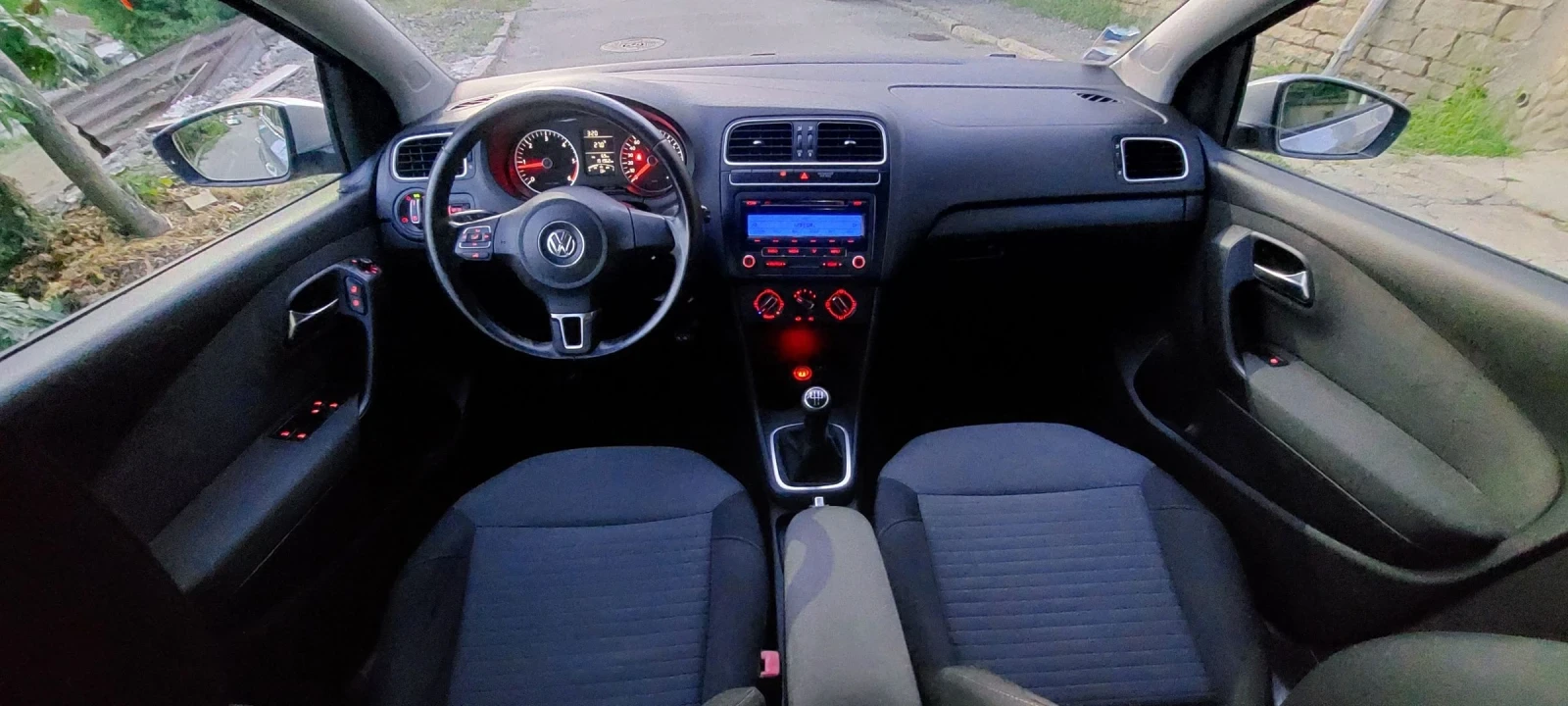 VW Polo 1.6tdi  - изображение 9