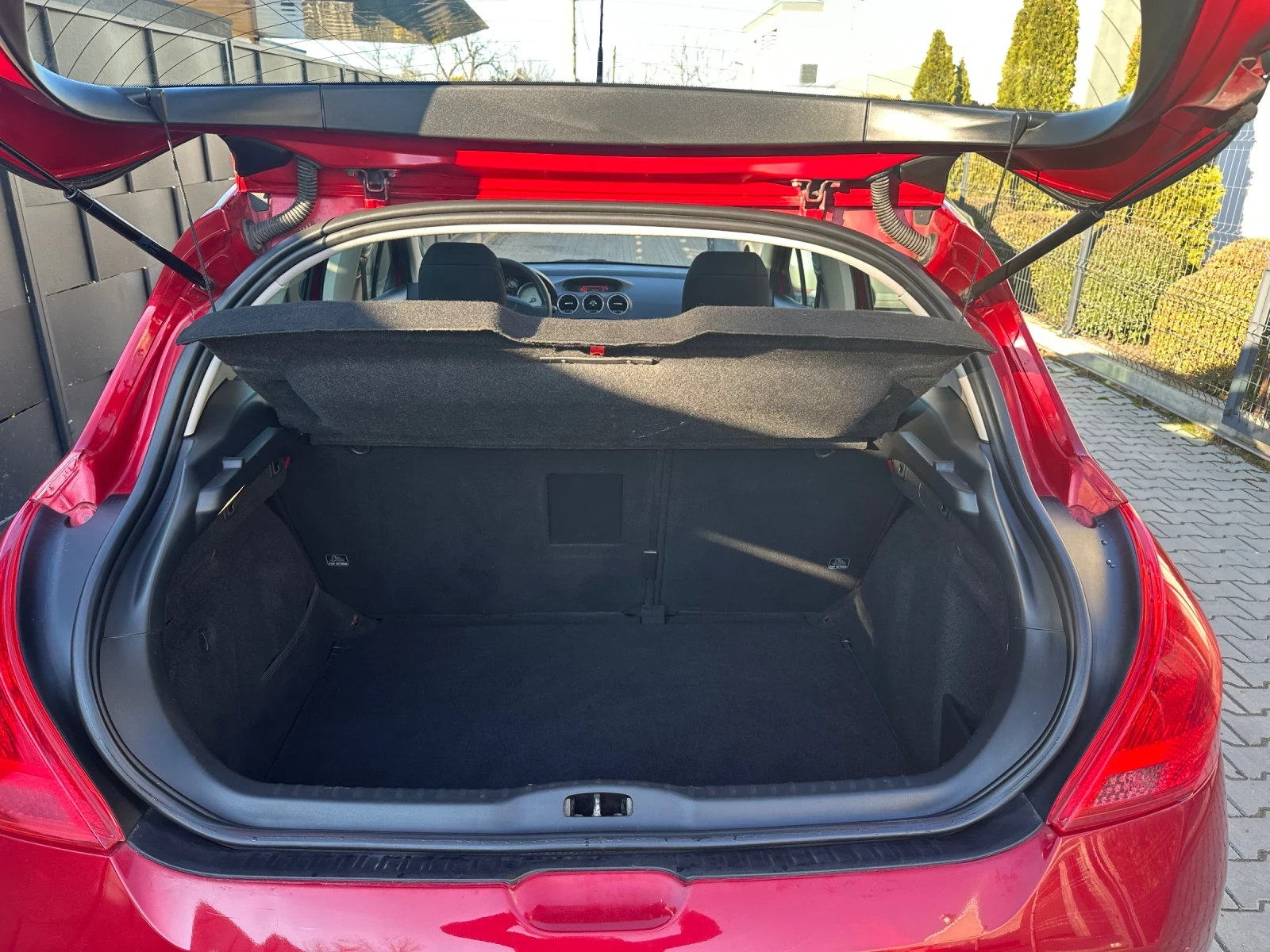 Peugeot 308 1.6-ДИЗЕЛ-ПАНОРАМА, снимка 14 - Автомобили и джипове - 53662619