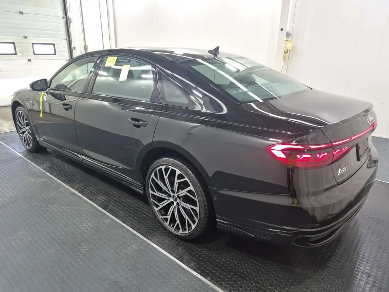 Audi A8 L  CARFAX | Mobile.bg � ����������� 4