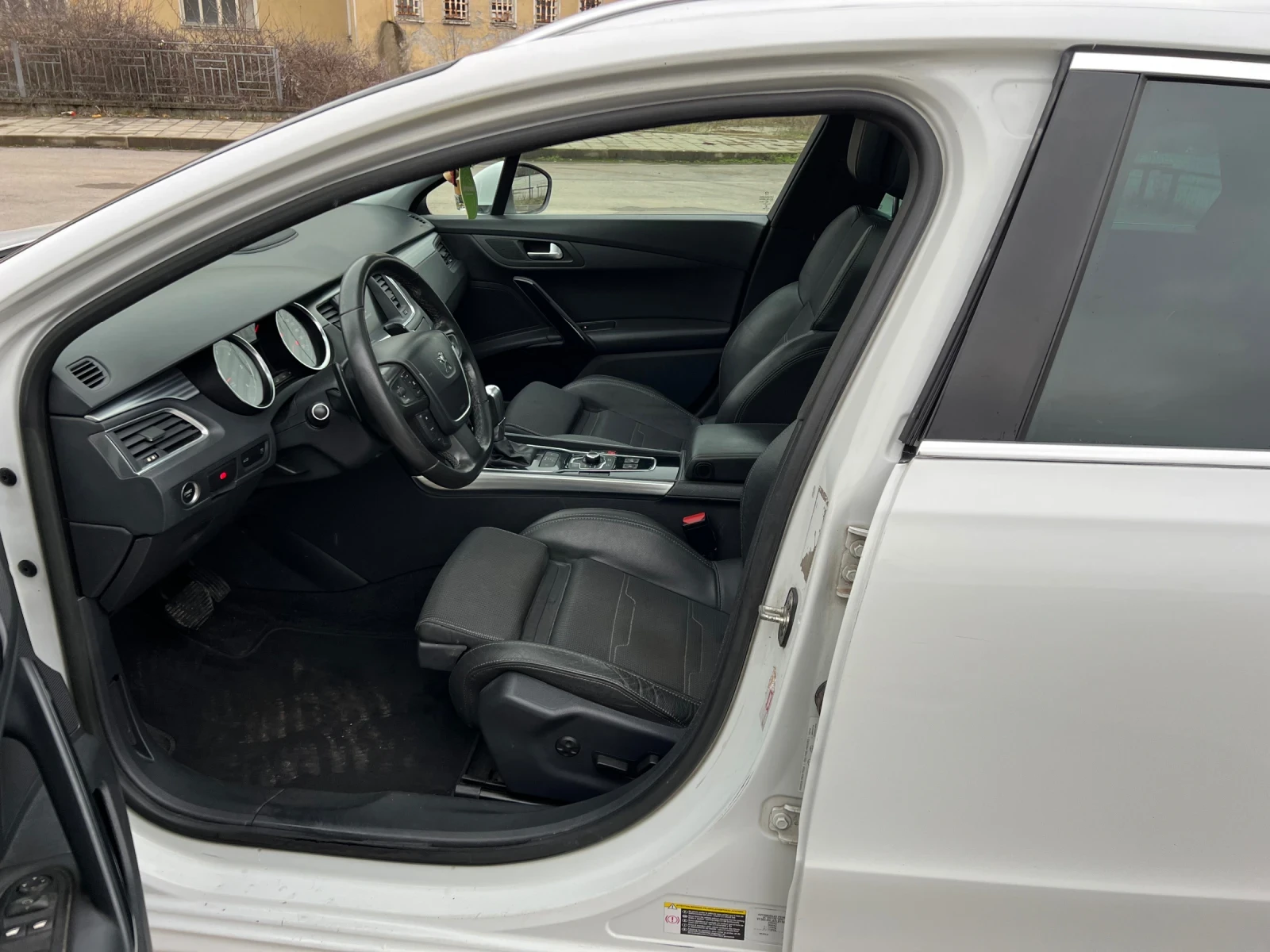 Peugeot 508 2.2HDI-FULL-FULL-FULL, снимка 11 - Автомобили и джипове - 53724894