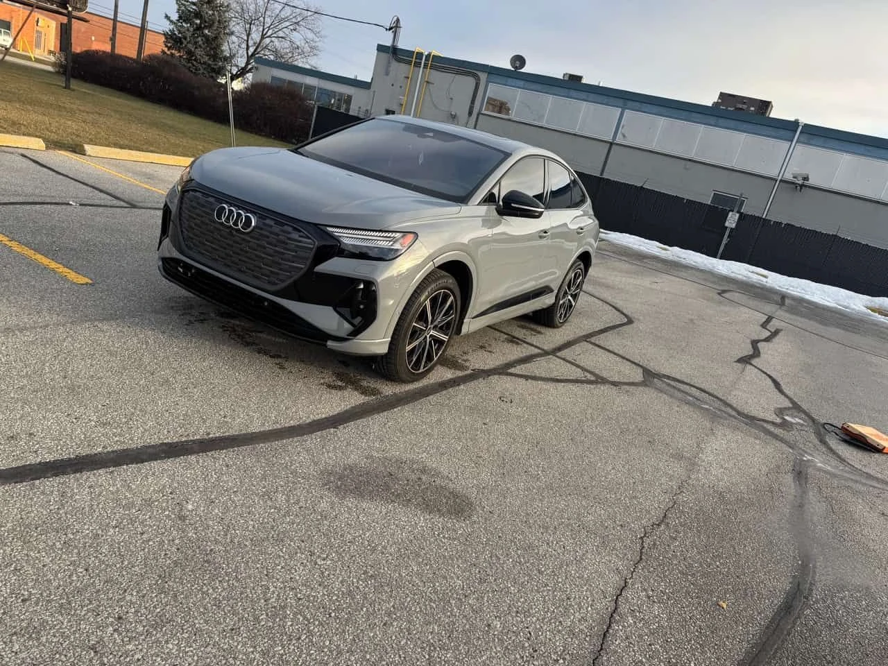 Audi E-Tron 50 quattro  CARFAX, снимка 2 - Автомобили и джипове - 53789134