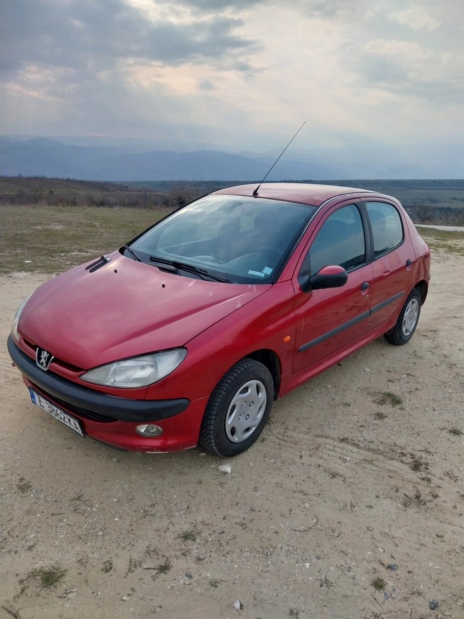 Peugeot 206 1и4 , БЕНИН , снимка 3 - Автомобили и джипове - 53880357
