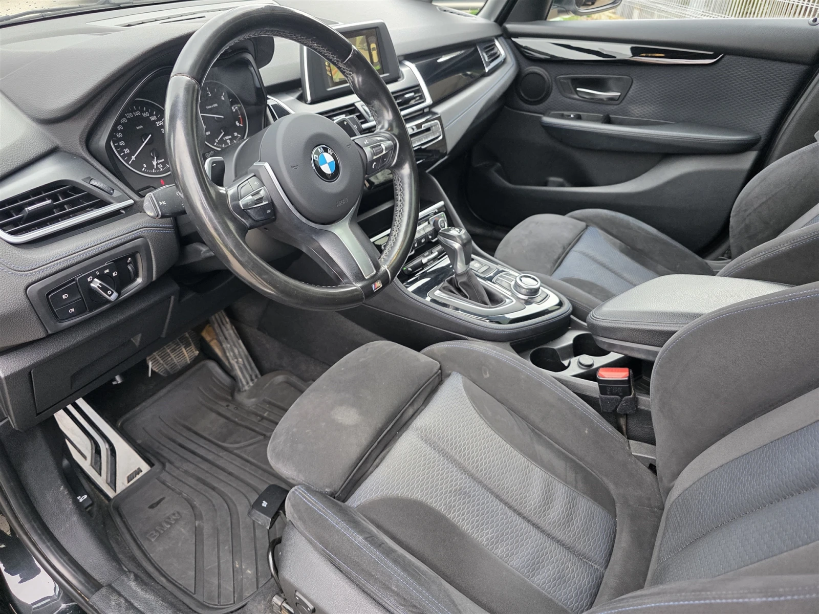 BMW 218 Гран Турър, снимка 6 - Автомобили и джипове - 53960076
