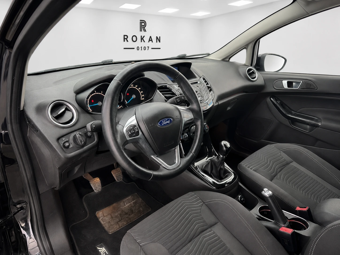 Ford Fiesta, снимка 6 - Автомобили и джипове - 55068628