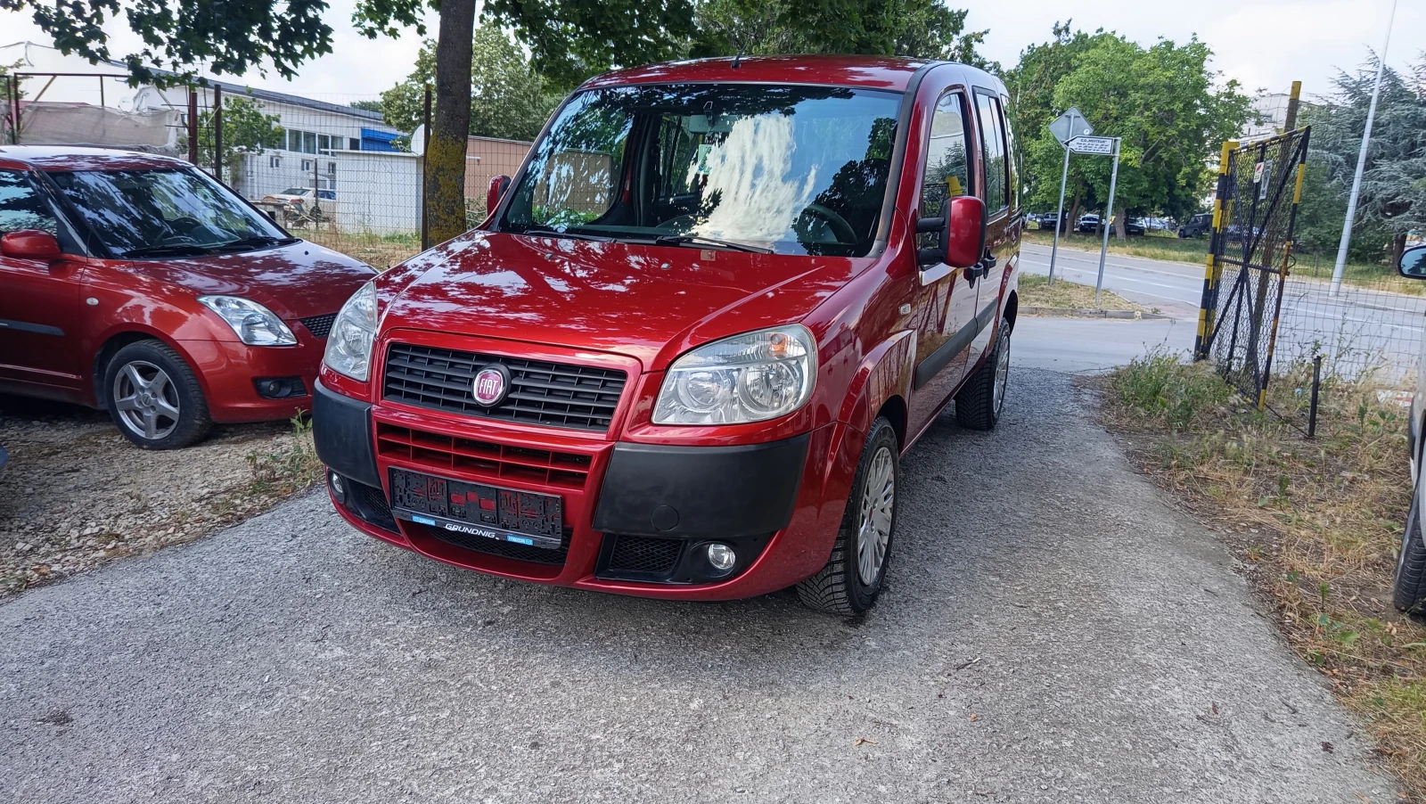 Fiat Doblo 1.3mjet 7МЕСТЕН РЕСОРИ, снимка 2 - Автомобили и джипове - 55145881