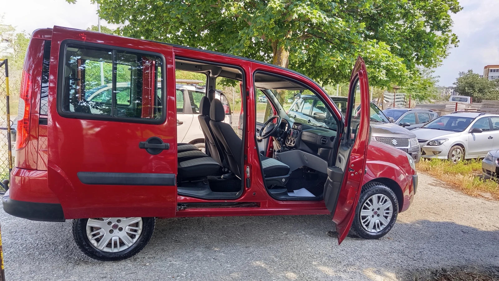 Fiat Doblo 1.3mjet 7МЕСТЕН РЕСОРИ, снимка 11 - Автомобили и джипове - 55145881