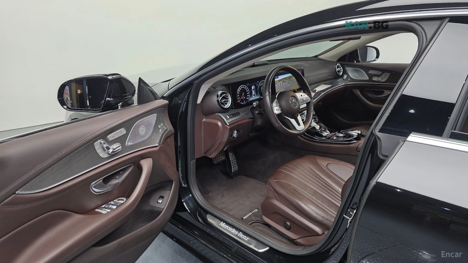 Mercedes-Benz CLS 300d AMG* HUD* КОЖА* НАВИ* ПАНО, снимка 8 - Автомобили и джипове - 55237036