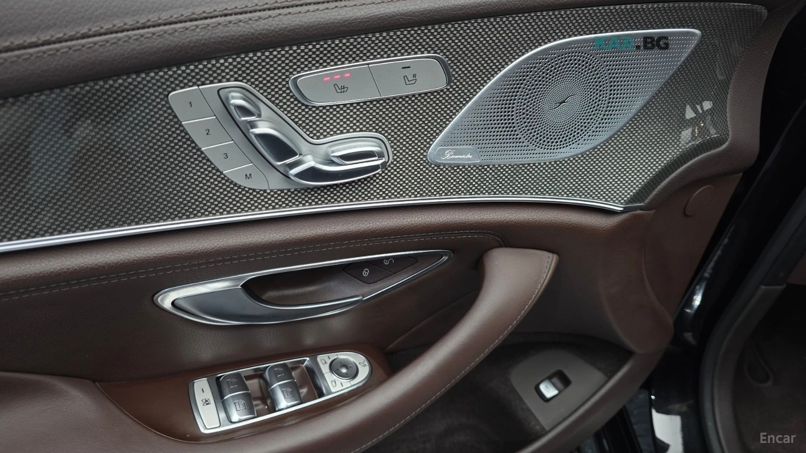 Mercedes-Benz CLS 300d AMG* HUD* КОЖА* НАВИ* ПАНО, снимка 15 - Автомобили и джипове - 55237036