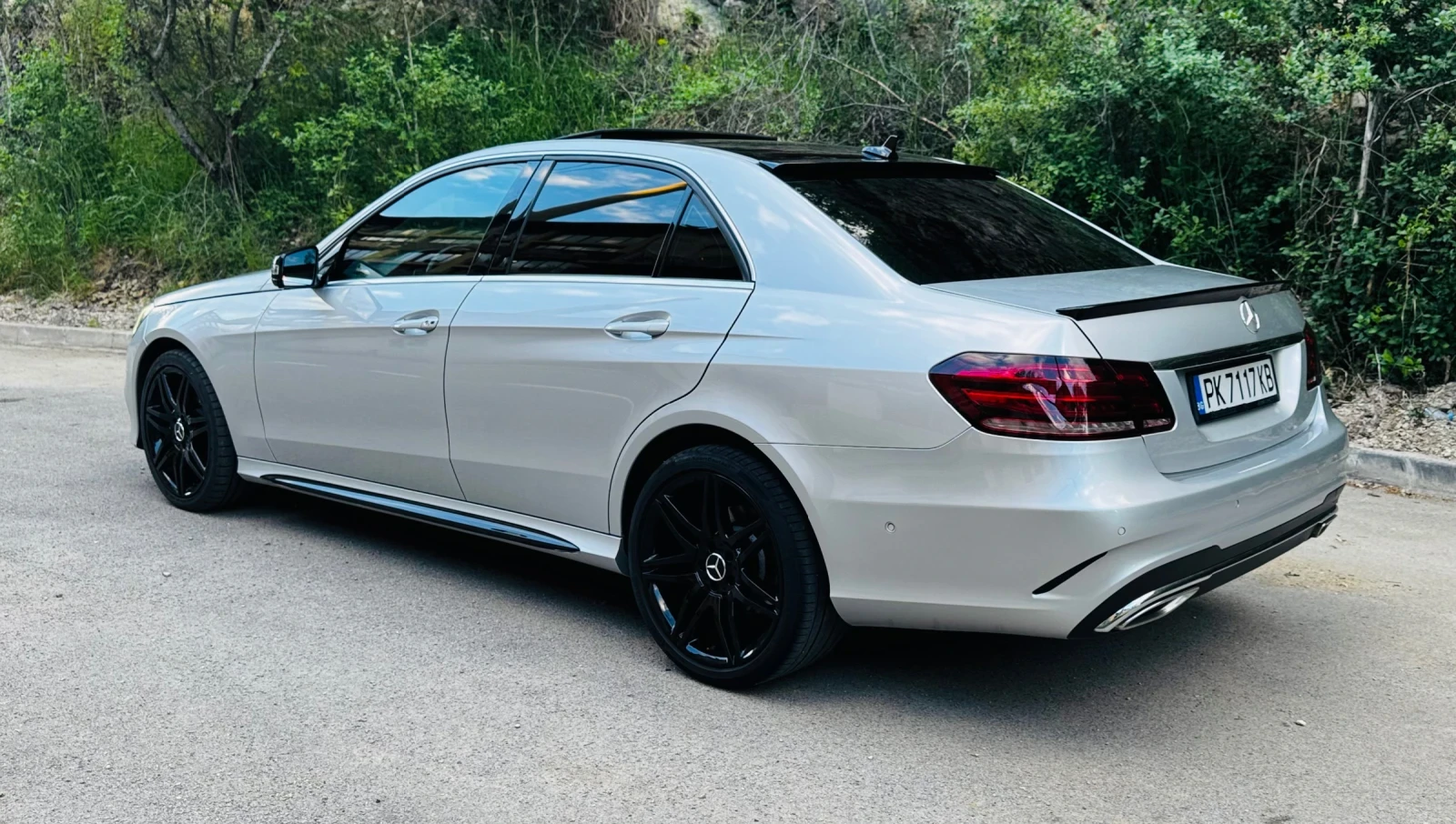 Mercedes-Benz E 250 AMG, 4-Matic , Air-matic, снимка 9 - Автомобили и джипове - 55911213