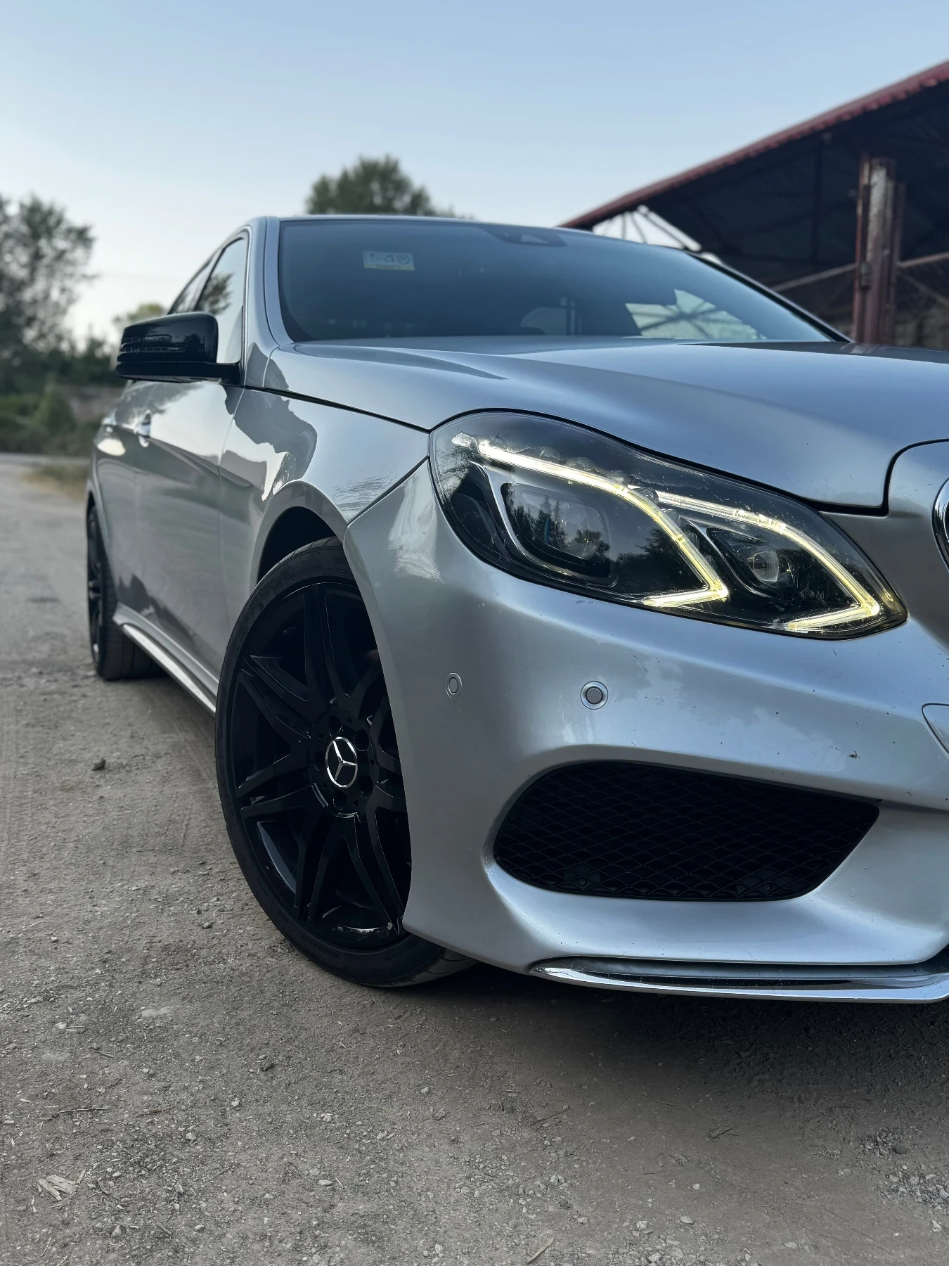 Mercedes-Benz E 250 AMG, 4-Matic , Air-matic, снимка 2 - Автомобили и джипове - 55911213