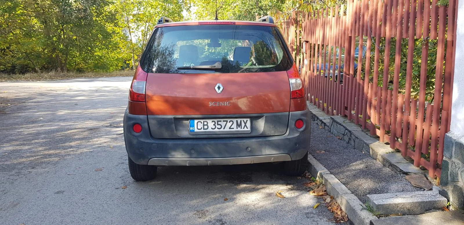Renault Megane Scenik, снимка 16 - Автомобили и джипове - 56627097