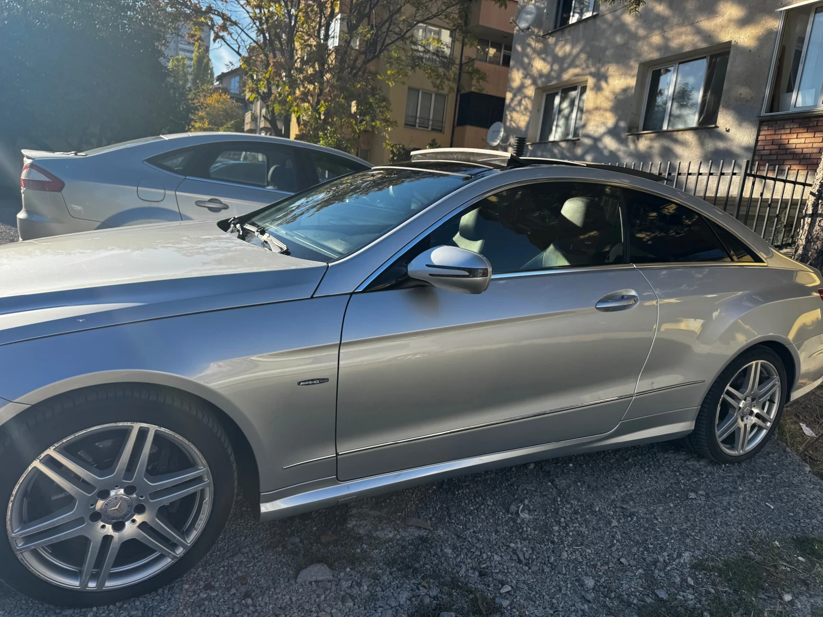 Mercedes-Benz E 350, снимка 2 - Автомобили и джипове - 56691660