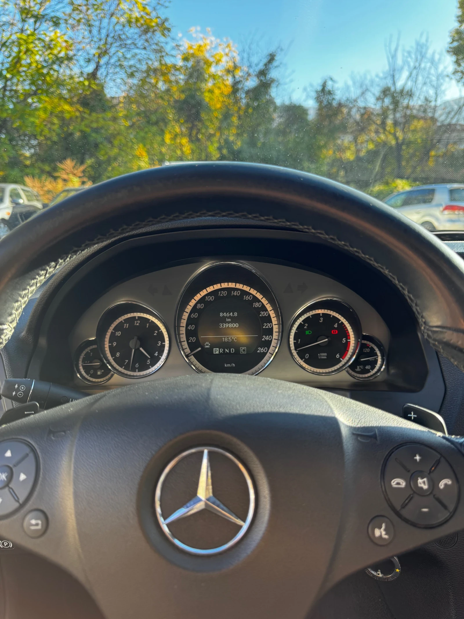 Mercedes-Benz E 350, снимка 11 - Автомобили и джипове - 56691660