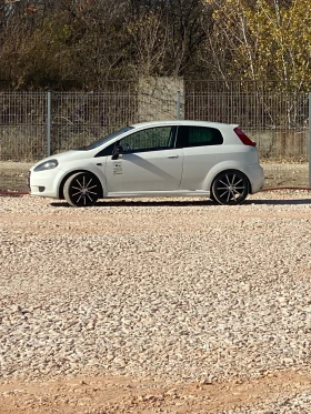 Fiat Punto 1.4 80кс Евро 4, снимка 9 — Bazar.bg Fiat Punto 1.4 80кс Евро 4, снимка 9