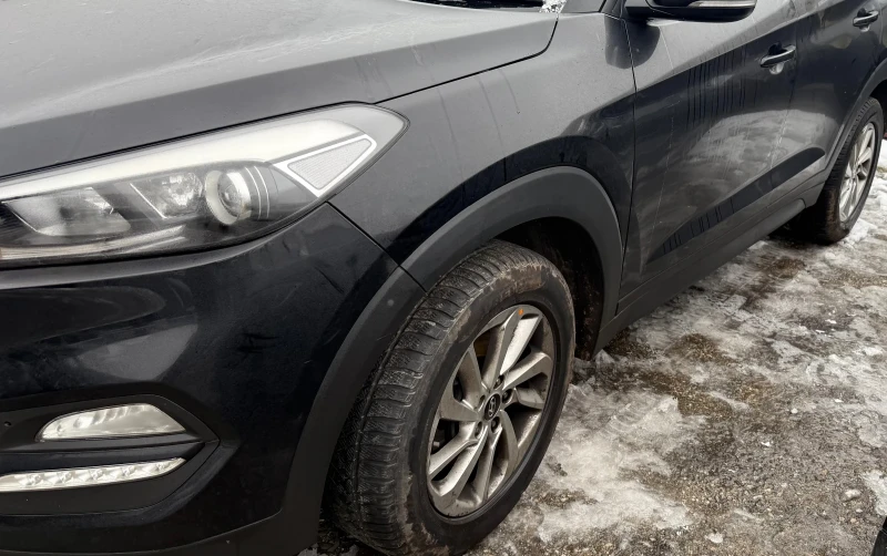 Hyundai Tucson 1.7d 1.6 d, снимка 2 - Автомобили и джипове - 53334318