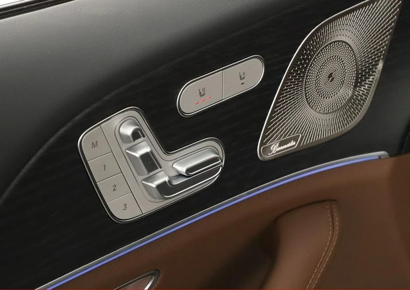 Mercedes-Benz GLE 300 d 4MATIC Coupe, снимка 7 - Автомобили и джипове - 52735563