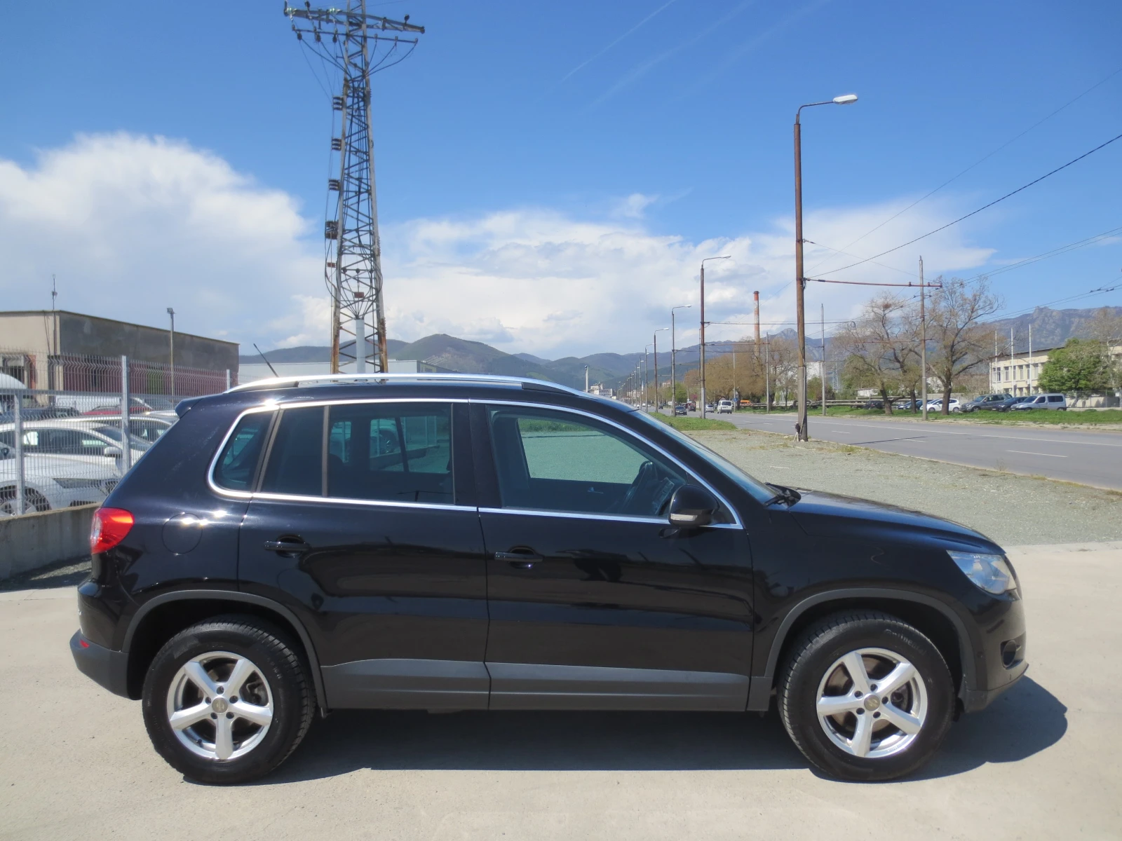 VW Tiguan 2.0 TSI* 4X4*  - изображение 4
