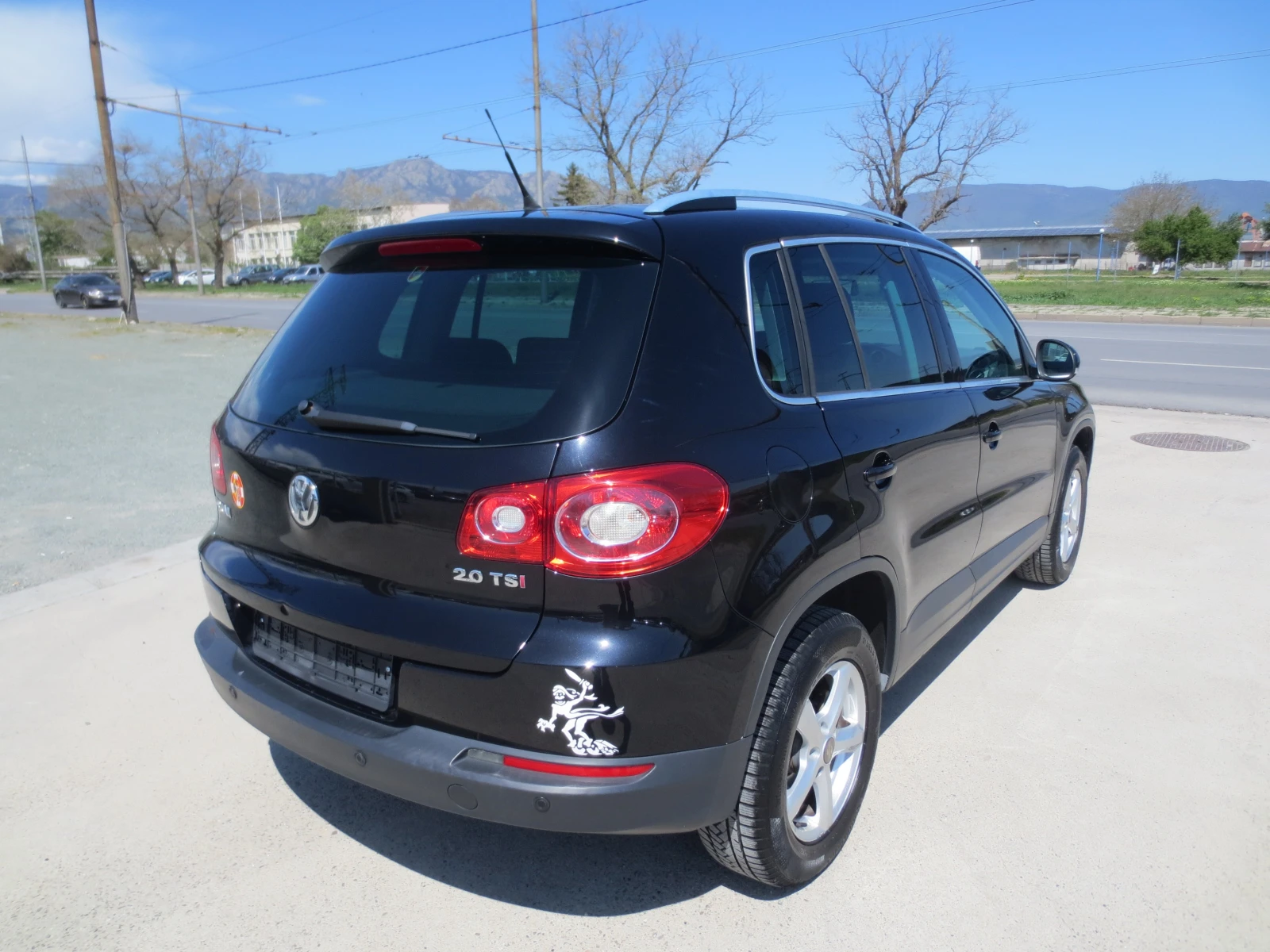 VW Tiguan 2.0 TSI* 4X4*  - изображение 5