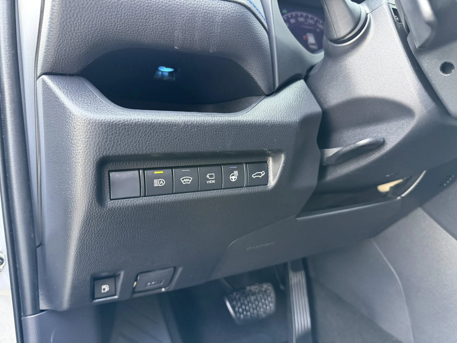 Toyota Rav4 2.5 hybrid 4x4 FULL 360камери - изображение 9