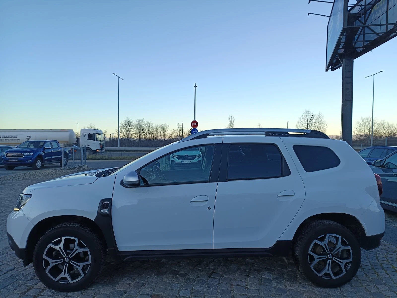 Dacia Duster 1.3 Tce/150 к.с. / 4x4 /Prestige - изображение 4