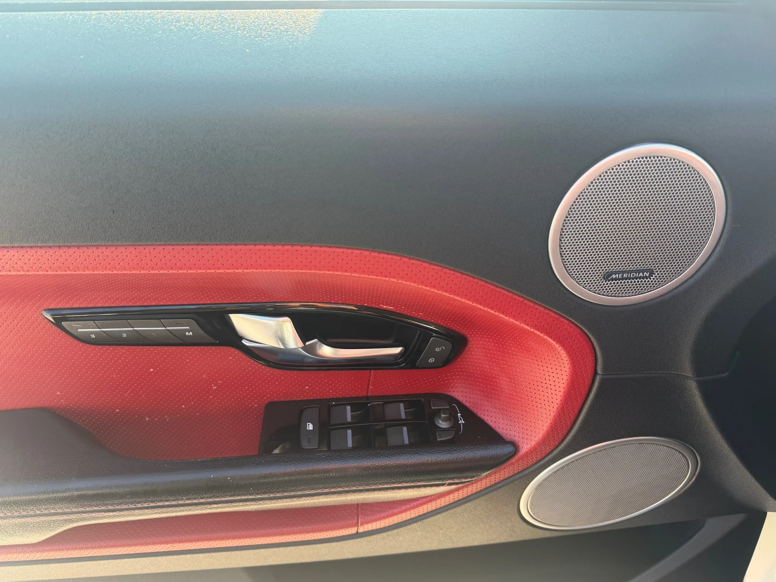 Land Rover Range Rover Evoque 2.2 SD4/PANORAMA/MERIDIAN/LIZING | Mobile.bg � ����������� 11