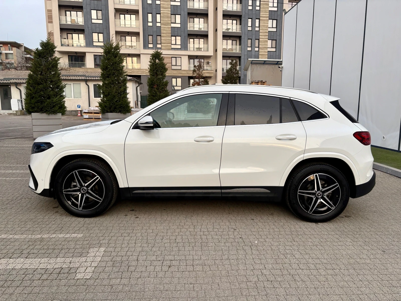 Mercedes-Benz EQA 350;4 MATIC:* AMG;Facelift;LED | Mobile.bg � ����������� 5