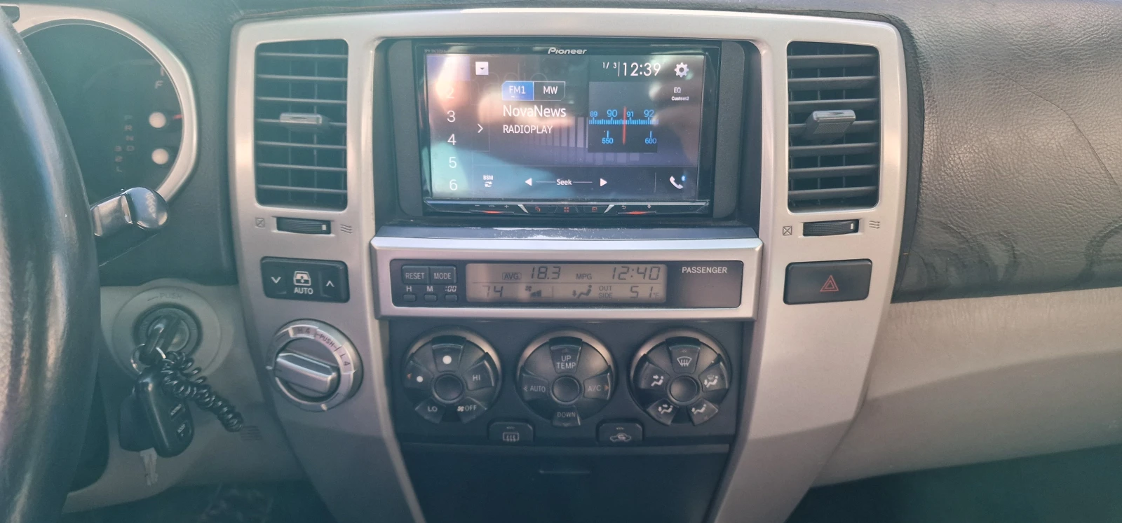 Toyota 4runner SR5, снимка 9 - Автомобили и джипове - 53791576