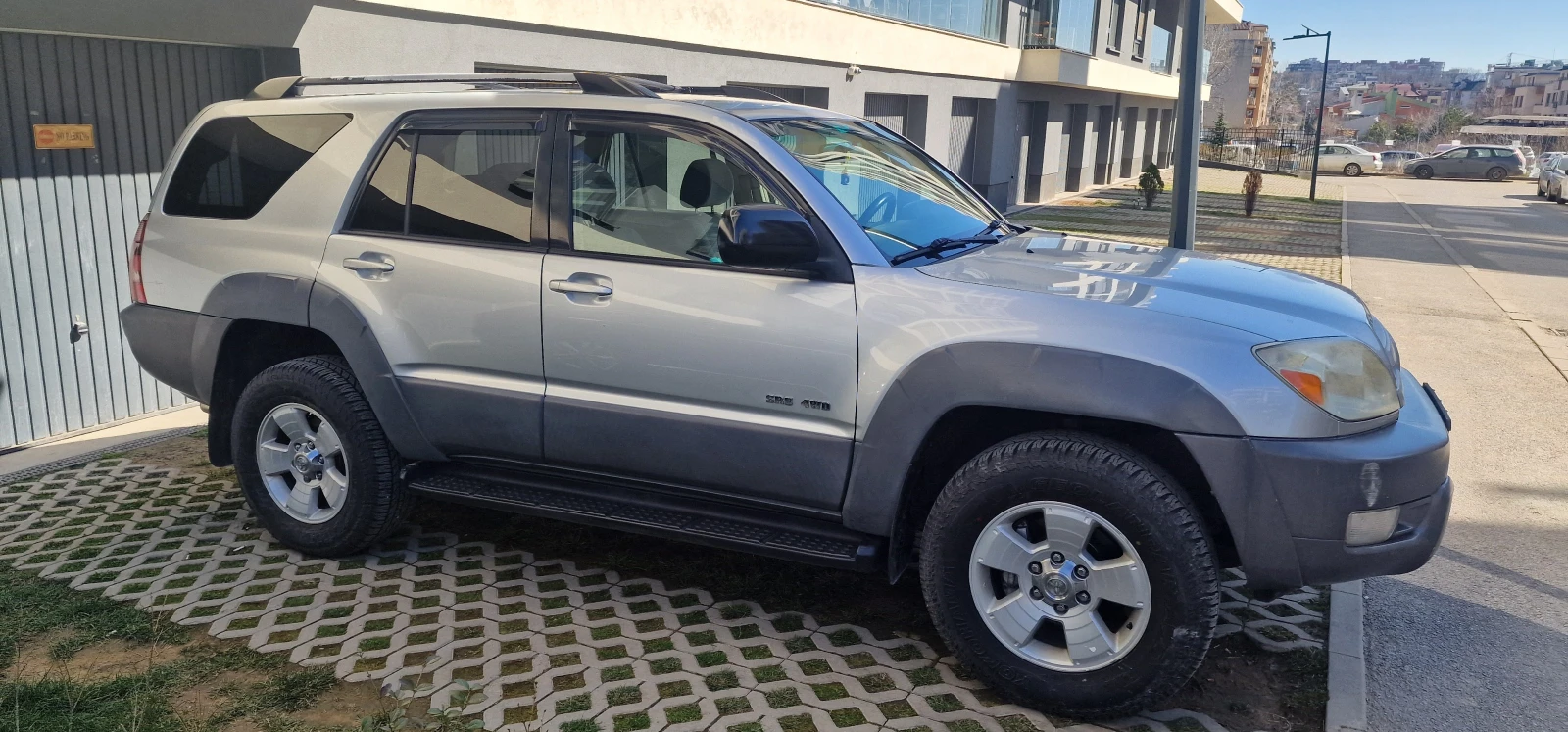 Toyota 4runner SR5, снимка 4 - Автомобили и джипове - 53791576