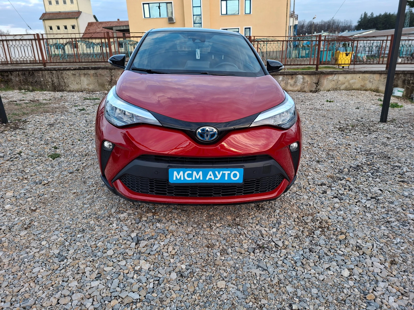 Toyota C-HR 2.0 HIBRiD, снимка 2 - Автомобили и джипове - 53977731