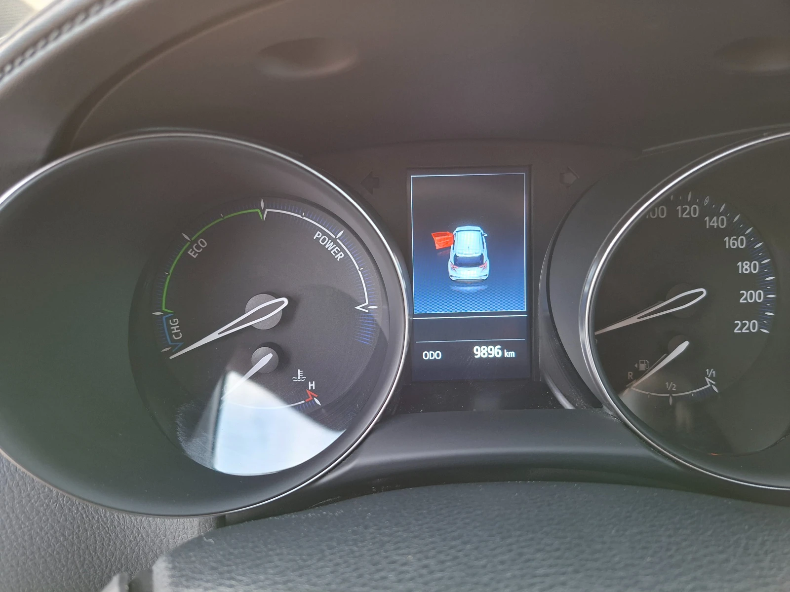 Toyota C-HR 2.0 HIBRiD, снимка 11 - Автомобили и джипове - 53977731