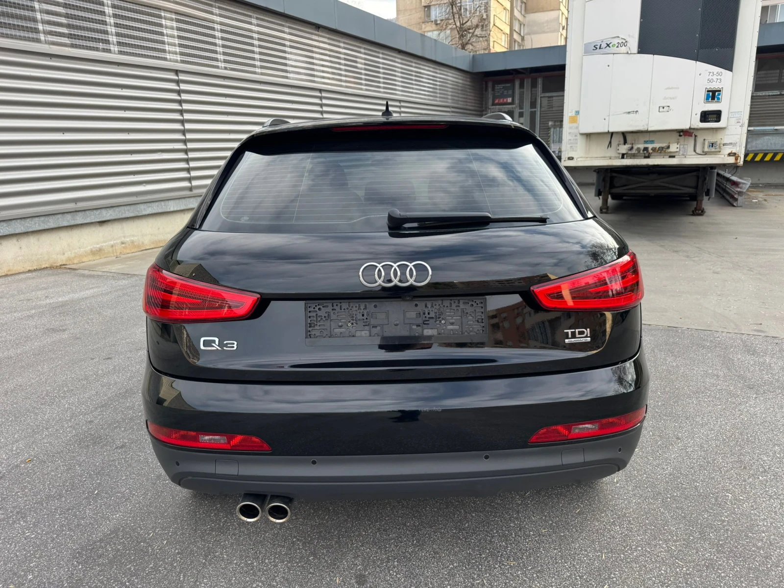 Audi Q3 2.0TDI :: Quattro :: Pano :: Camera, снимка 5 - Автомобили и джипове - 54135426