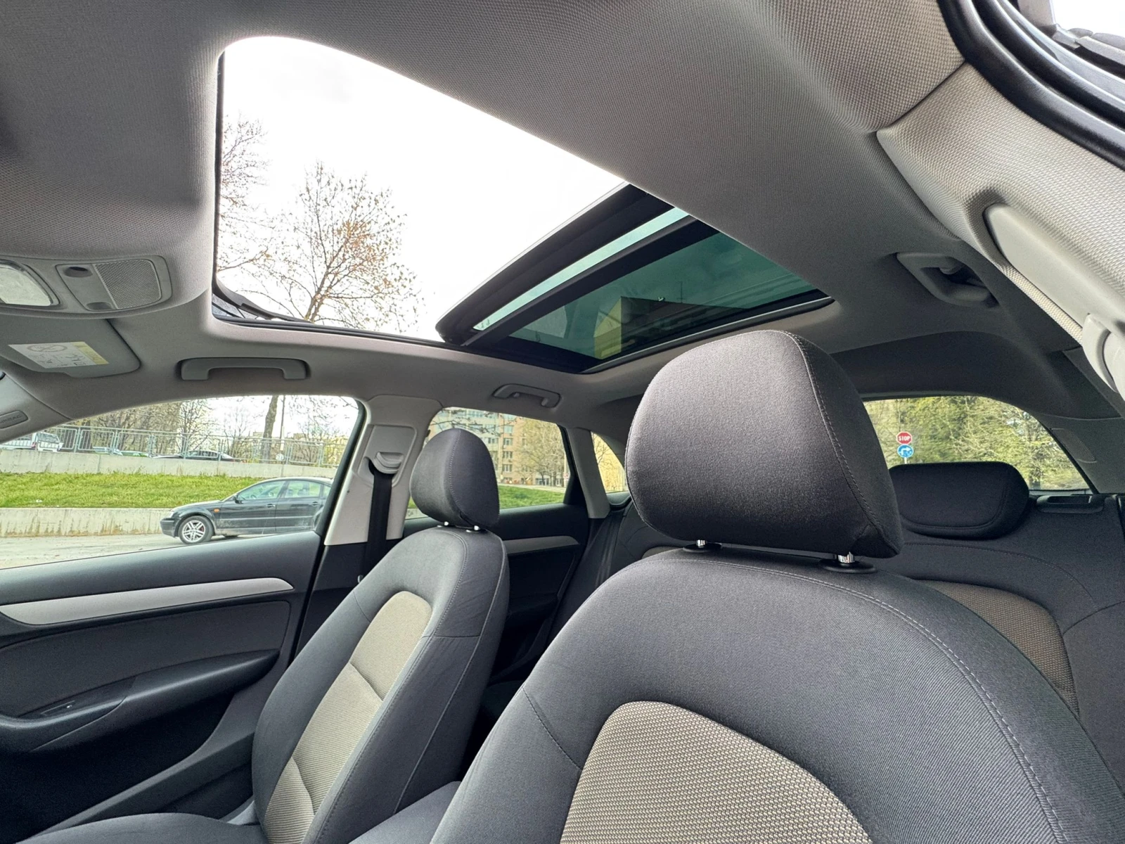 Audi Q3 2.0TDI :: Quattro :: Pano :: Camera, снимка 9 - Автомобили и джипове - 54135426