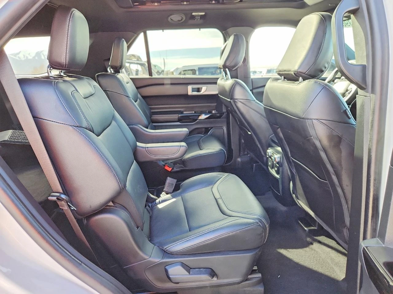 Ford Explorer ST, снимка 10 - Автомобили и джипове - 54248413