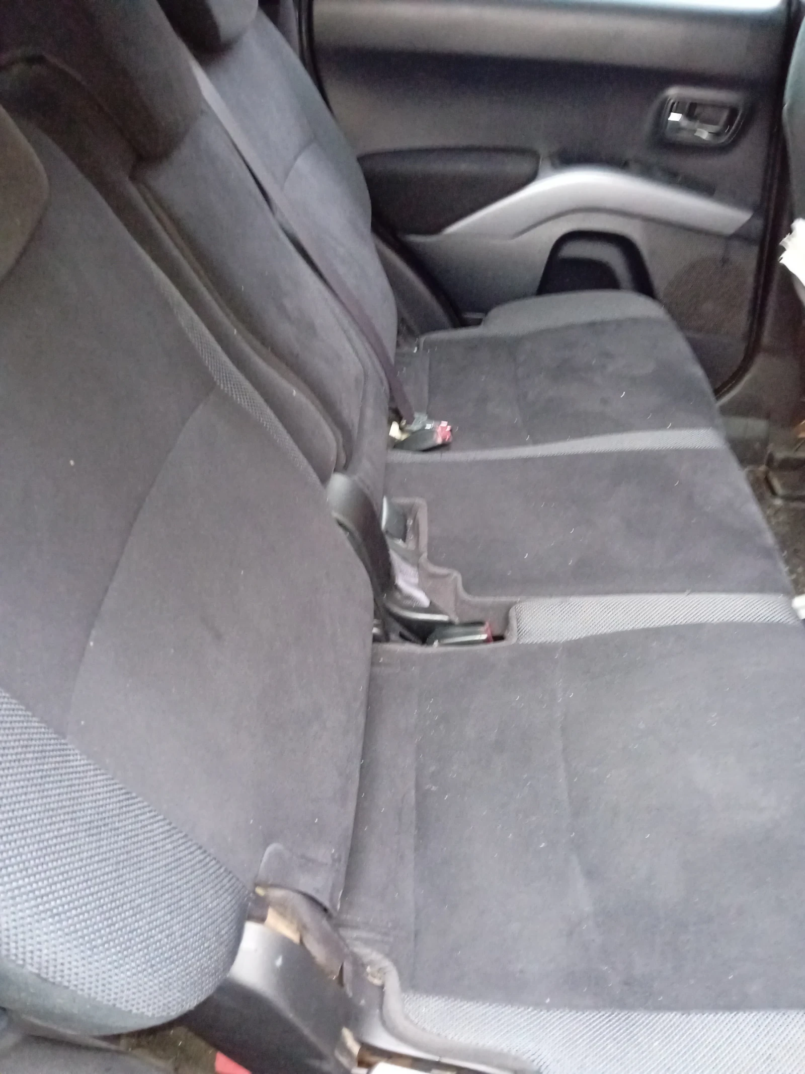 Mitsubishi Outlander, снимка 5 - Автомобили и джипове - 54665764