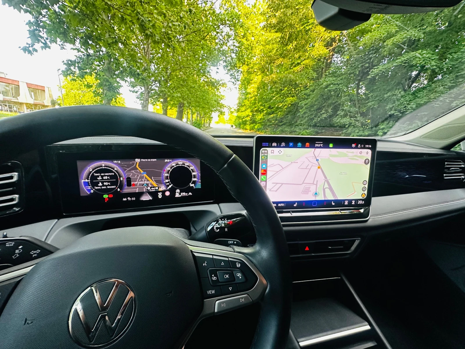 VW Tiguan TDI , снимка 12 - Автомобили и джипове - 54825080