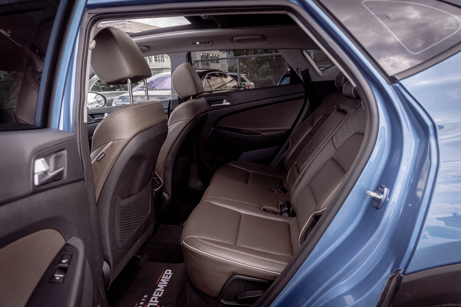 Hyundai Tucson 2.0 CRDI-184hp-62, 443 KM!, снимка 11 - Автомобили и джипове - 55265987