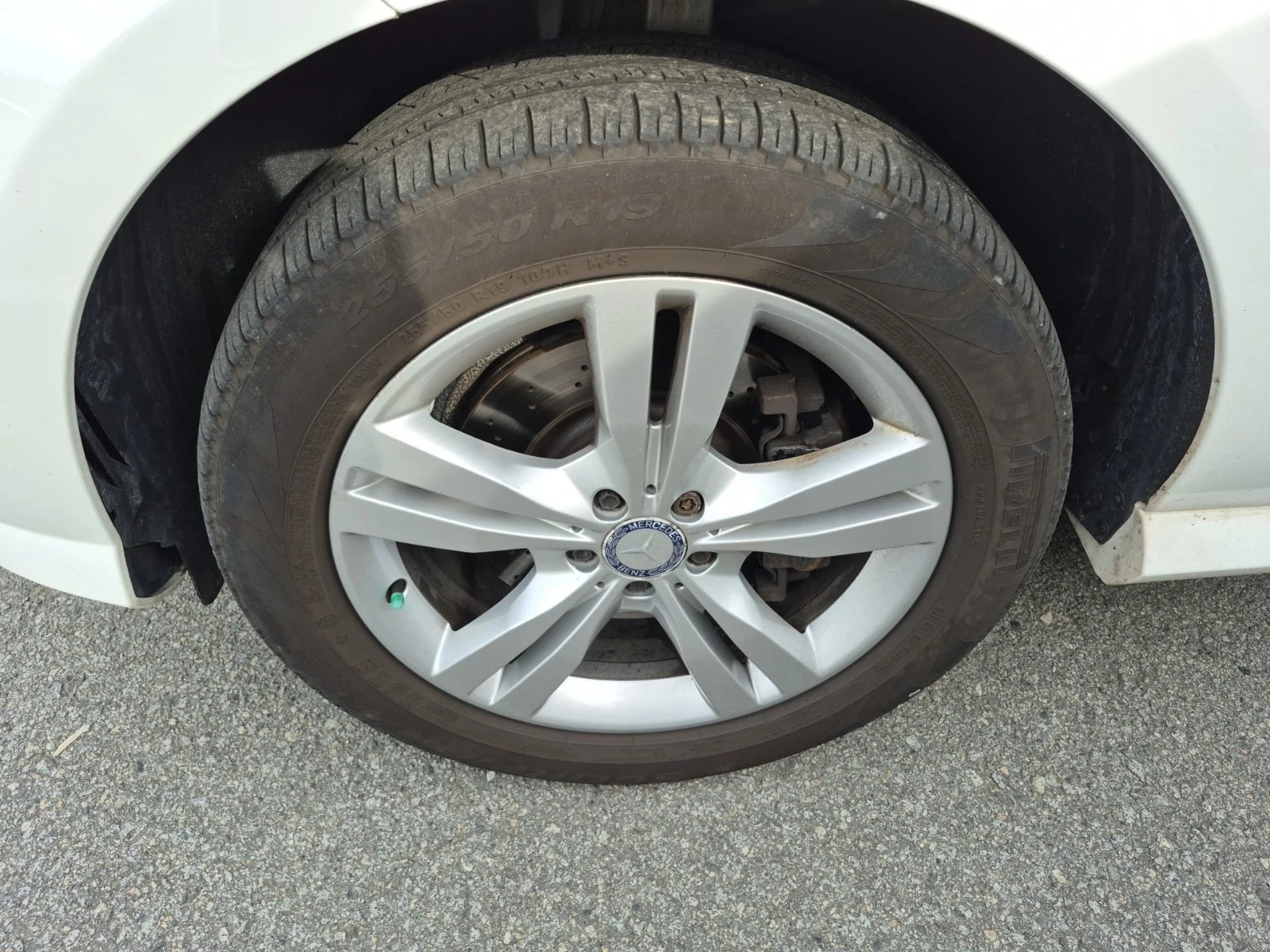 Mercedes-Benz ML 350 D * AMG * H&K * НА ПРУЖИНИ * CARFAX * , снимка 5 - Автомобили и джипове - 56075420